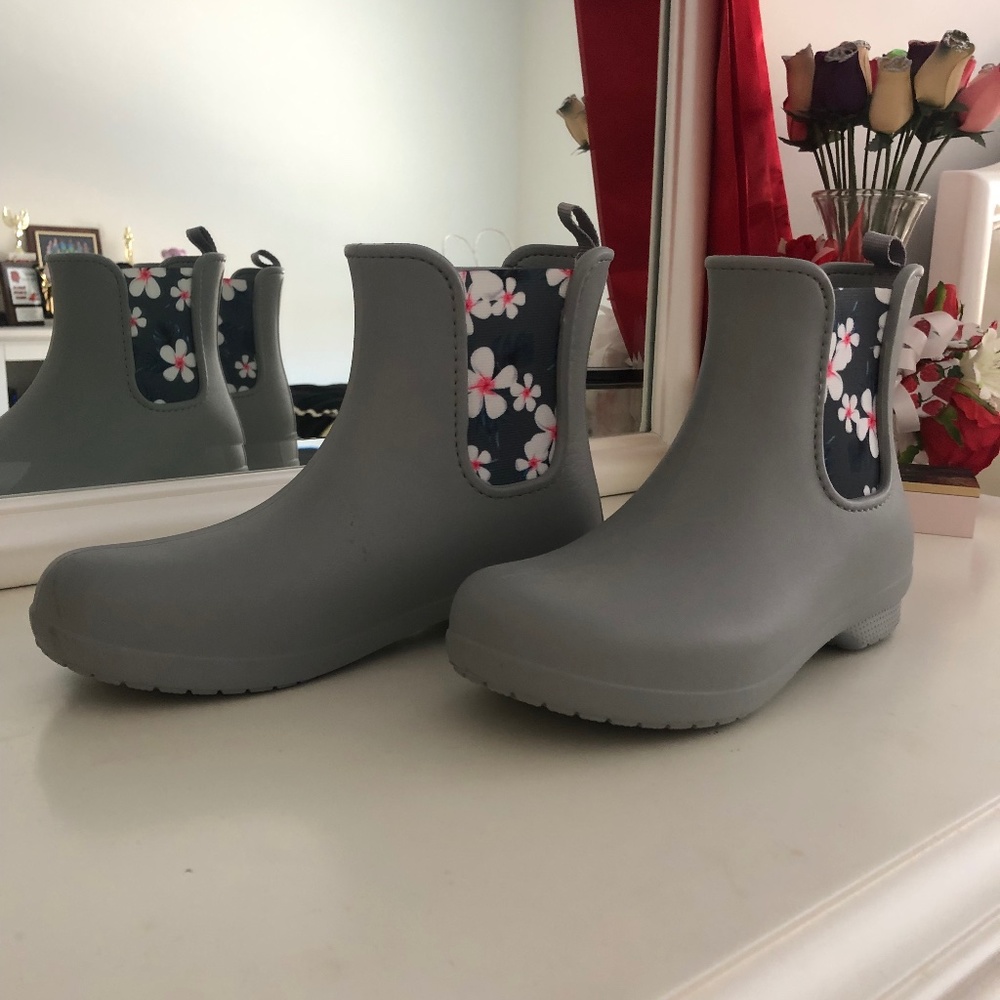 Crocs Rainboots